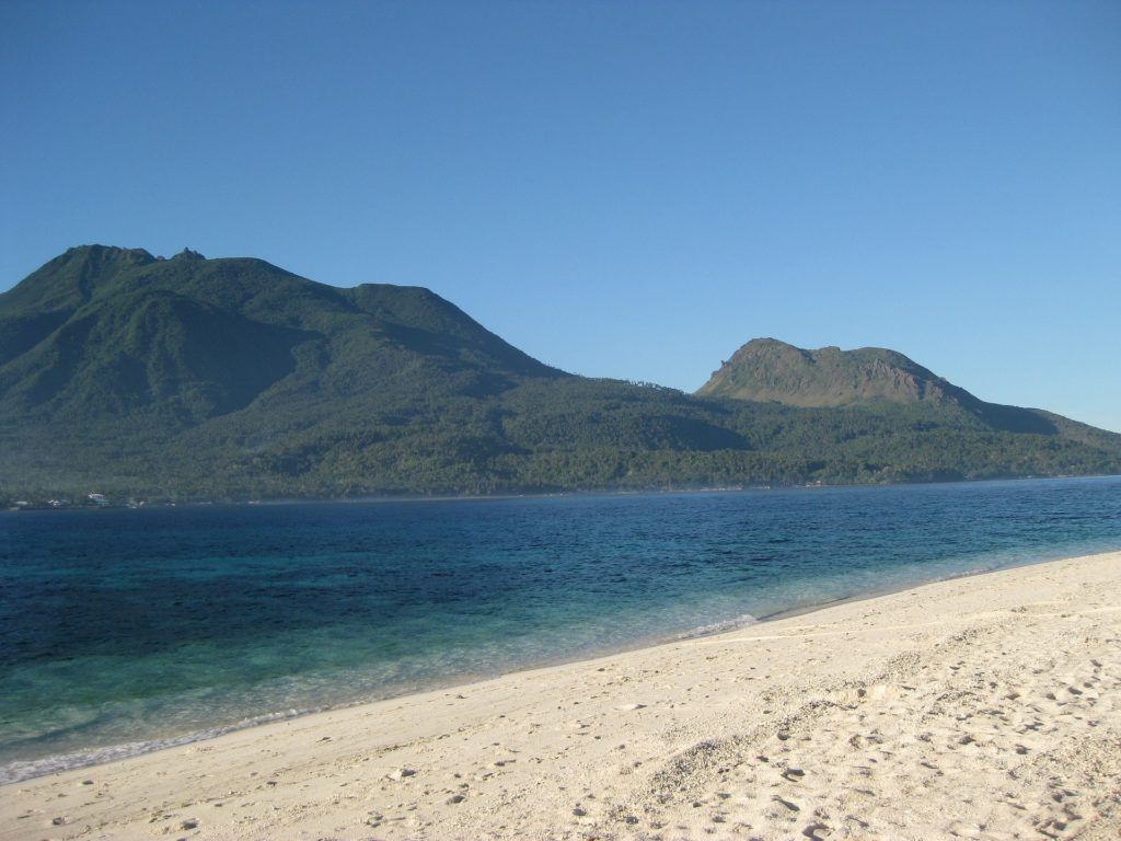 Overtourism in El Nido, Philippines & 10 Amazing Alternatives